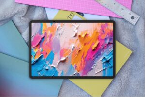 How Display Makers Are Pursuing Eye-Comfortable Displays