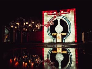 Designing Night Attraction Lighting for Living Landscapes
